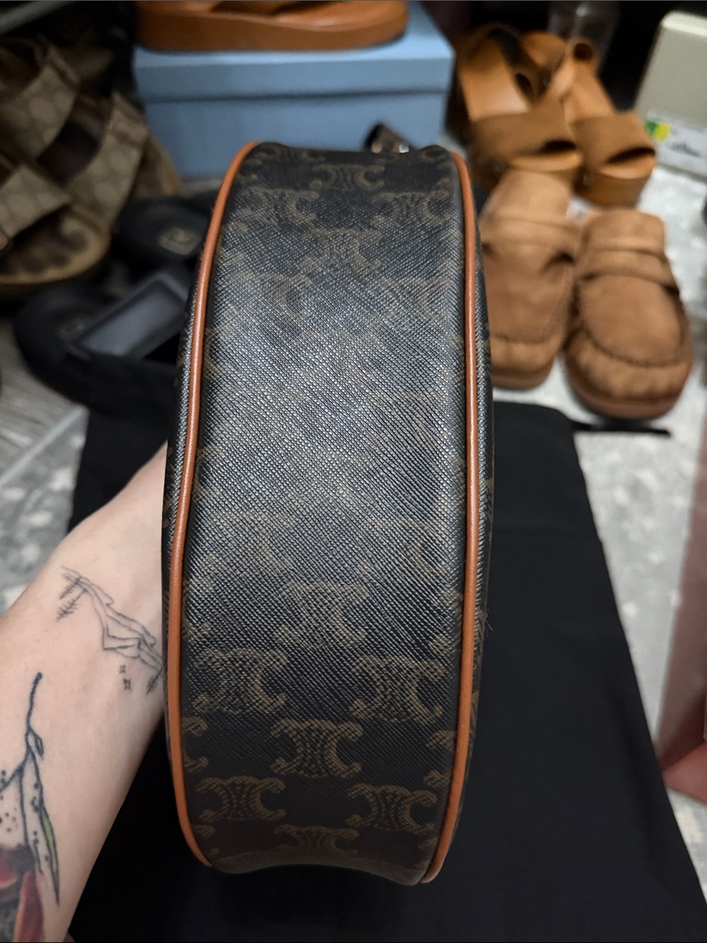 Celine Ava Triomphe Canvas Shoulder Bag‼️READ DESCRIPTION ‼️Final Drop ⬇️ - Picture 10 of 10